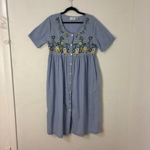 Vtg Floral Embroidered Patio Dress Cottage Button Down Pockets Chambray Women M